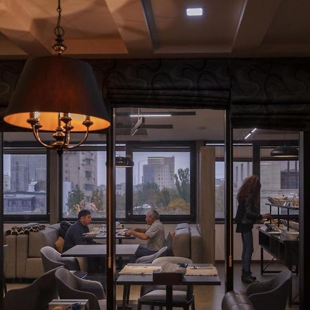 Solutel Apartments-34 Бішкек Екстер'єр фото